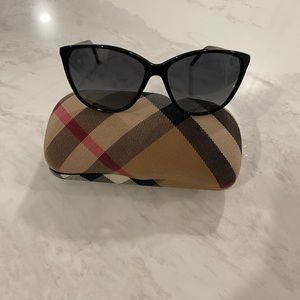 Burberry sunglasses
